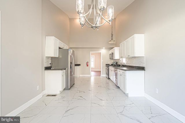 224 W MAIN ST W, Millville, NJ 08332