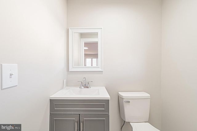 224 W MAIN ST W, Millville, NJ 08332