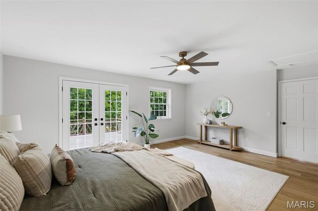 1674 Old Baxter Road, Chesterfield, MO 63017