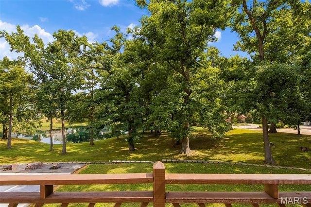 1674 Old Baxter Road, Chesterfield, MO 63017