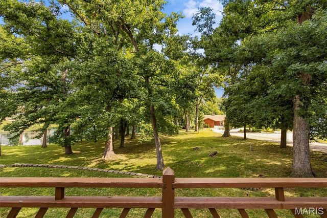 1674 Old Baxter Road, Chesterfield, MO 63017