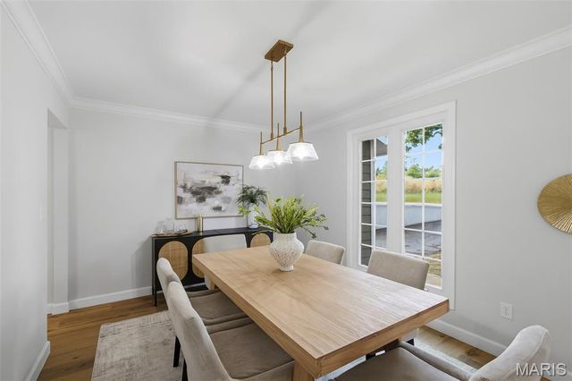 1674 Old Baxter Road, Chesterfield, MO 63017
