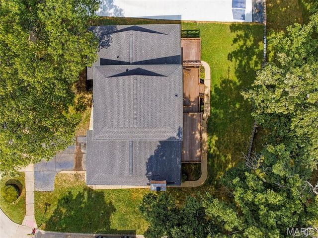 1674 Old Baxter Road, Chesterfield, MO 63017
