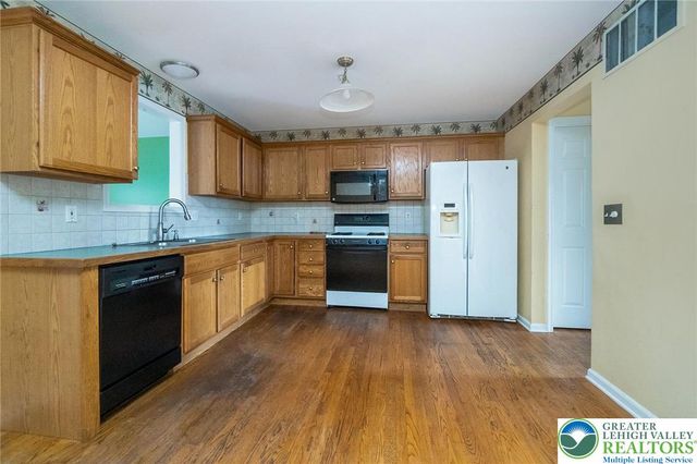 6 Brandywine Court, Easton, PA 18040