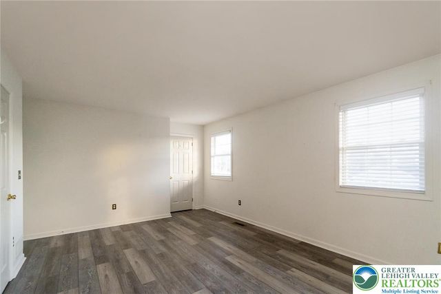 6 Brandywine Court, Easton, PA 18040