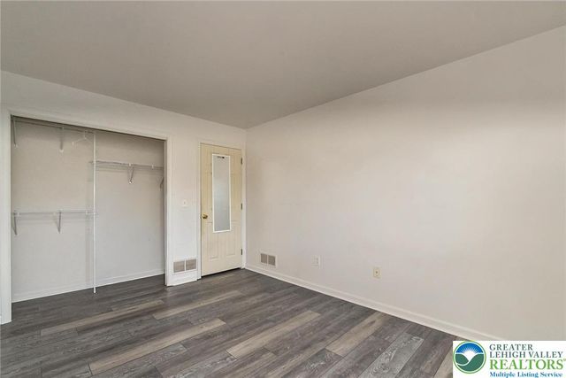 6 Brandywine Court, Easton, PA 18040