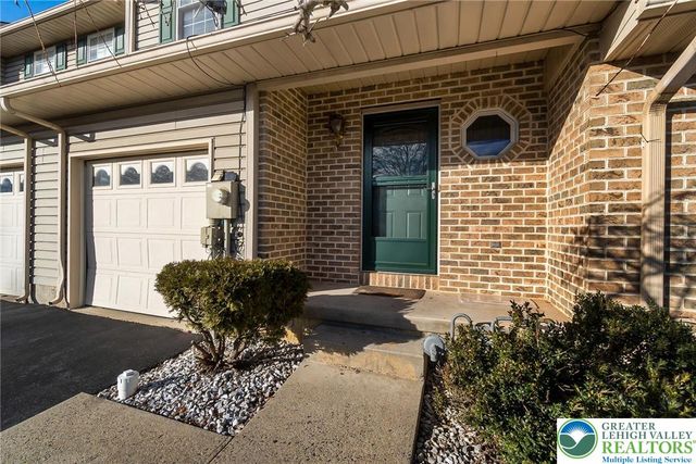 6 Brandywine Court, Easton, PA 18040