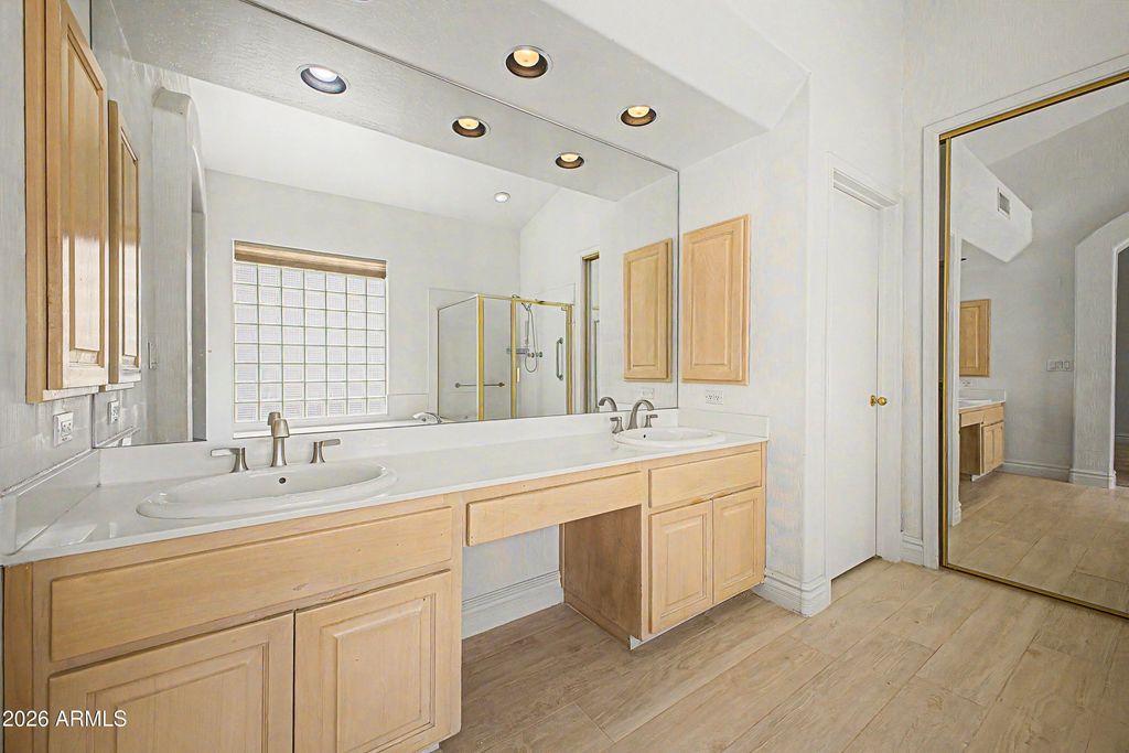 Image 17 of property listing at 9438 N 115TH Street, Scottsdale, AZ 85259