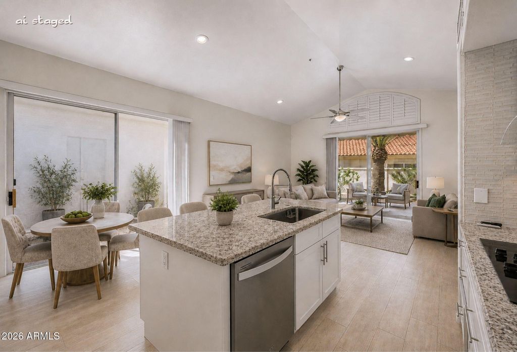 Image 3 of property listing at 9438 N 115TH Street, Scottsdale, AZ 85259