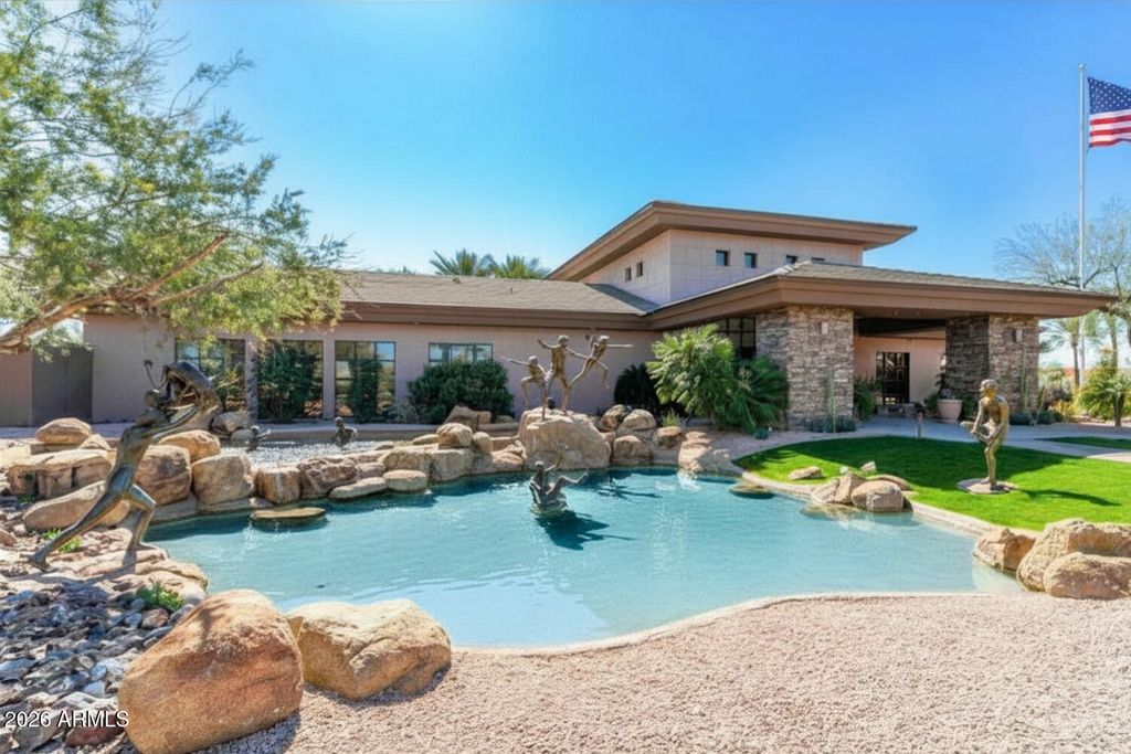 Image 31 of property listing at 9438 N 115TH Street, Scottsdale, AZ 85259