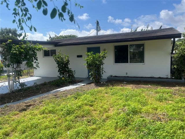 753 SW 3rd St, Dania Beach, FL 33004