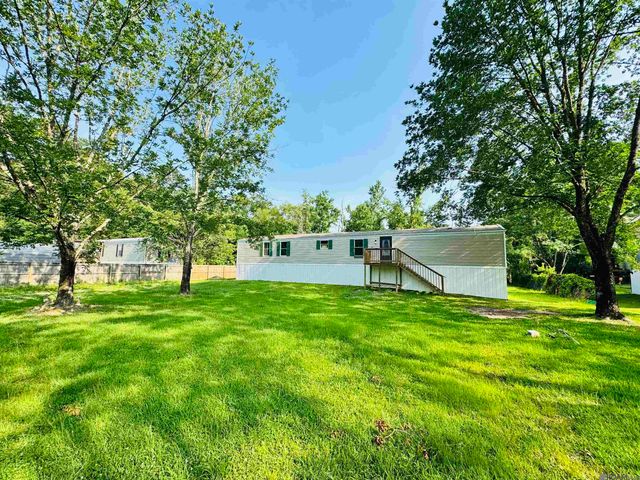 17170 Jennifer Dr, Livingston, LA 70754