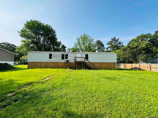 17170 Jennifer Dr, Livingston, LA 70754