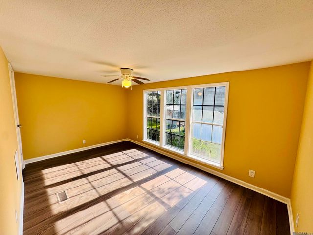 17170 Jennifer Dr, Livingston, LA 70754