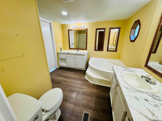 17170 Jennifer Dr, Livingston, LA 70754