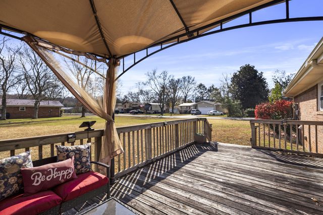 4636 Meadow Avenue NW, Cleveland, TN 37312