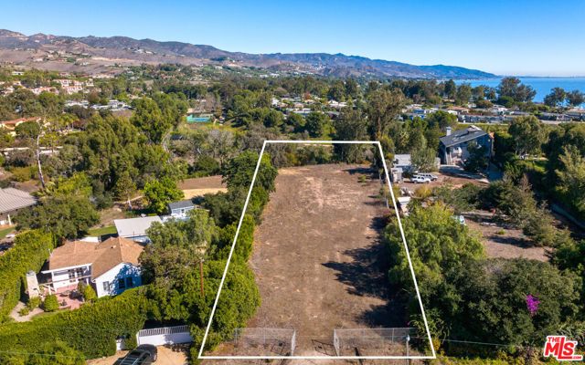 6672 Zumirez Drive, Malibu, CA 90265