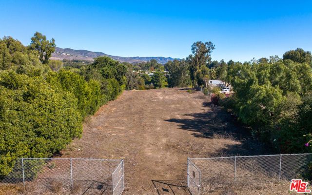 6672 Zumirez Drive, Malibu, CA 90265