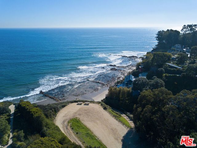 6672 Zumirez Drive, Malibu, CA 90265