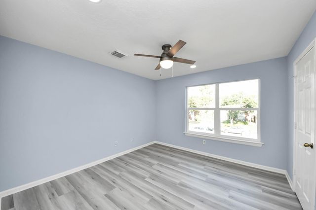 4211 Royal Manor Drive, Pasadena, TX 77505