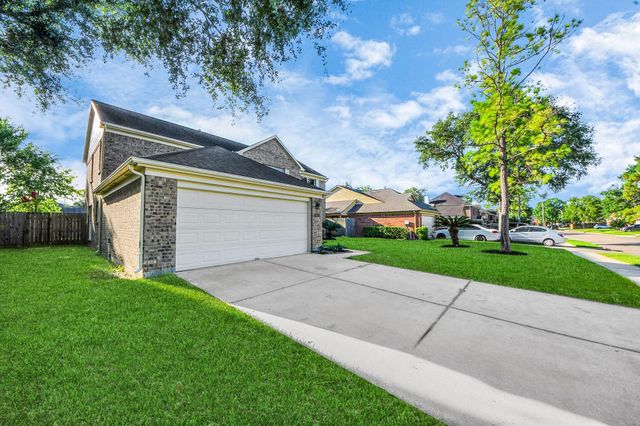 4211 Royal Manor Drive, Pasadena, TX 77505