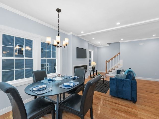 26 Fuller Street 2, Waltham, MA 02453