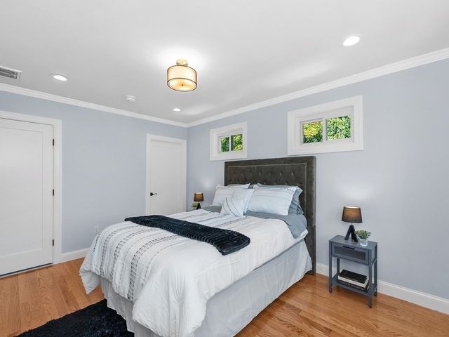 26 Fuller Street 2, Waltham, MA 02453