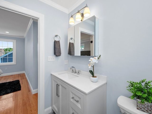 26 Fuller Street 2, Waltham, MA 02453