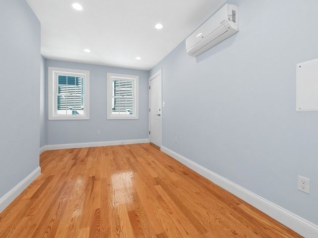 26 Fuller Street 2, Waltham, MA 02453