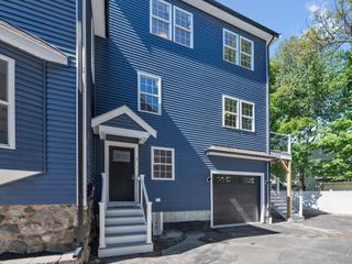 26 Fuller Street 2, Waltham, MA 02453