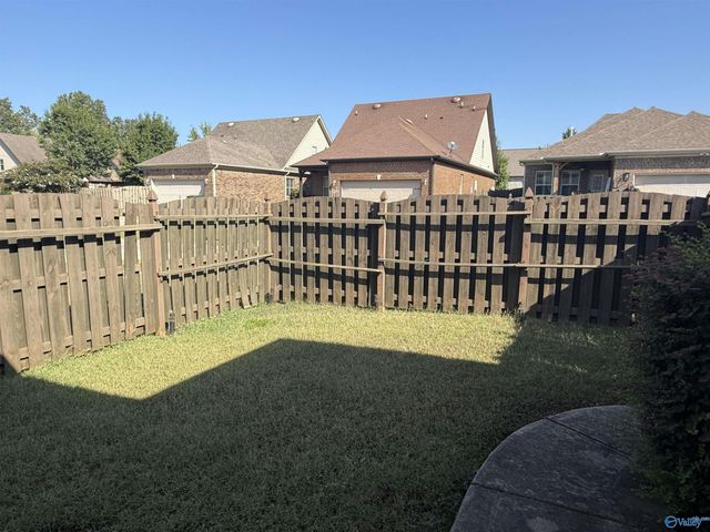 11 Sudworth Drive, Huntsville, AL 35824