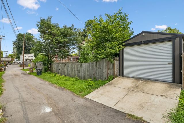 842 N 2nd St, Nashville, TN 37207