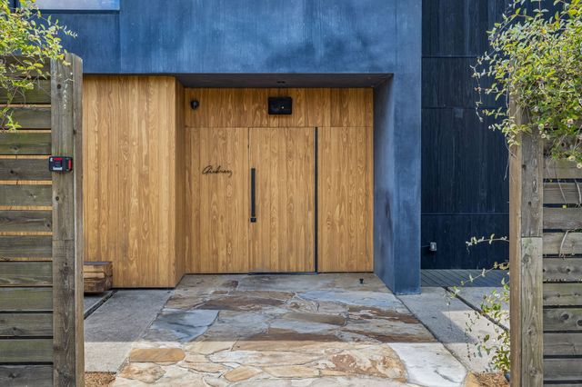 842 N 2nd St, Nashville, TN 37207