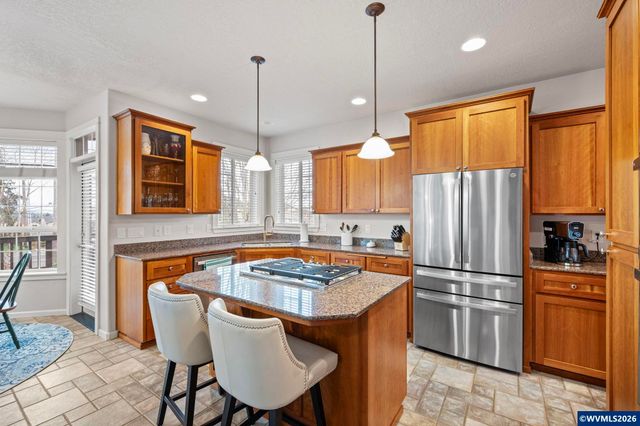 1401 Ranier Lp NW, Salem, OR 97304