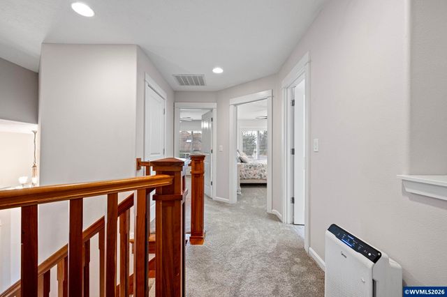 1401 Ranier Lp NW, Salem, OR 97304