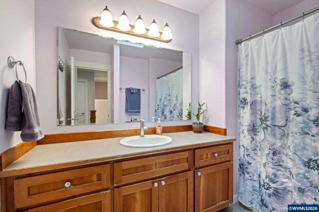 1401 Ranier Lp NW, Salem, OR 97304