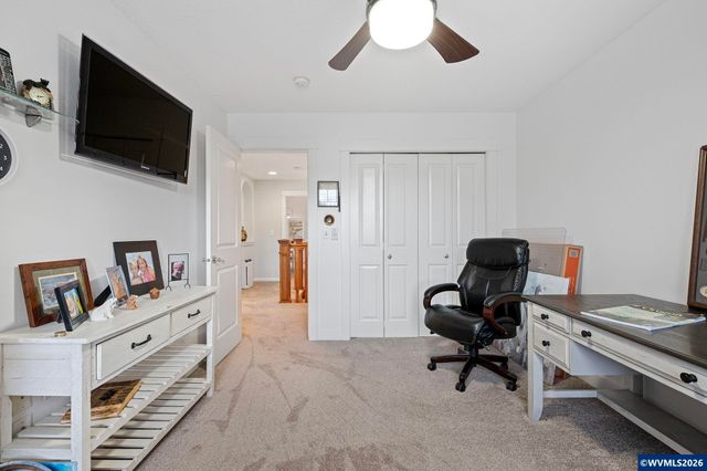1401 Ranier Lp NW, Salem, OR 97304