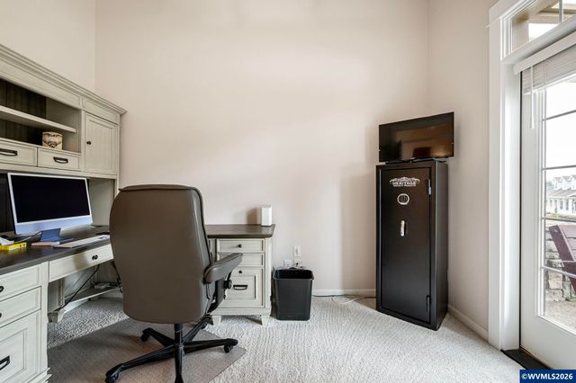 1401 Ranier Lp NW, Salem, OR 97304