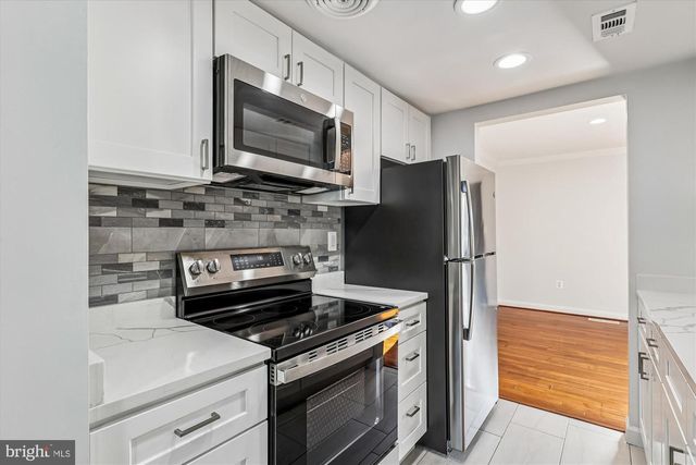 1811 SPARROW CT, Severn, MD 21144