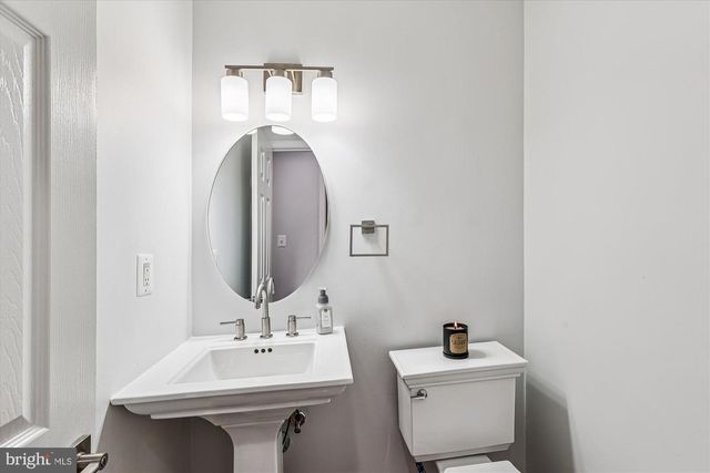 1811 SPARROW CT, Severn, MD 21144