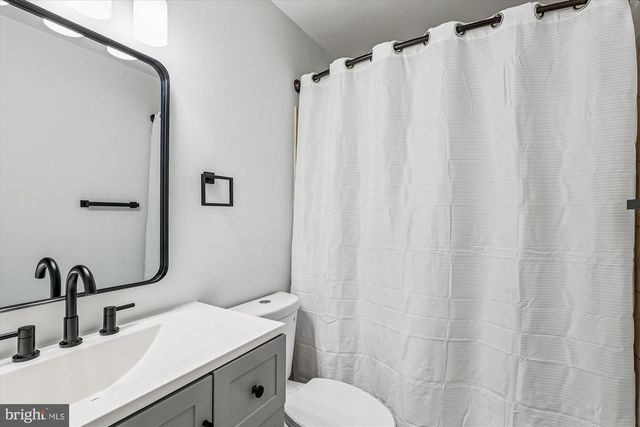 1811 SPARROW CT, Severn, MD 21144