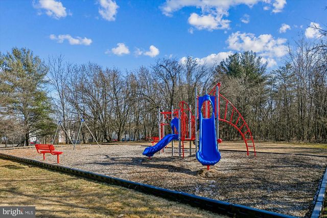 1811 SPARROW CT, Severn, MD 21144