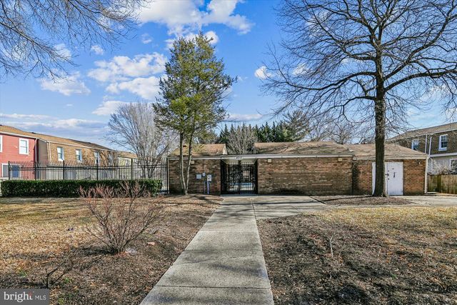 1811 SPARROW CT, Severn, MD 21144