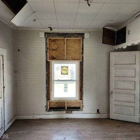 321 S Madison Avenue, Anderson, IN 46016