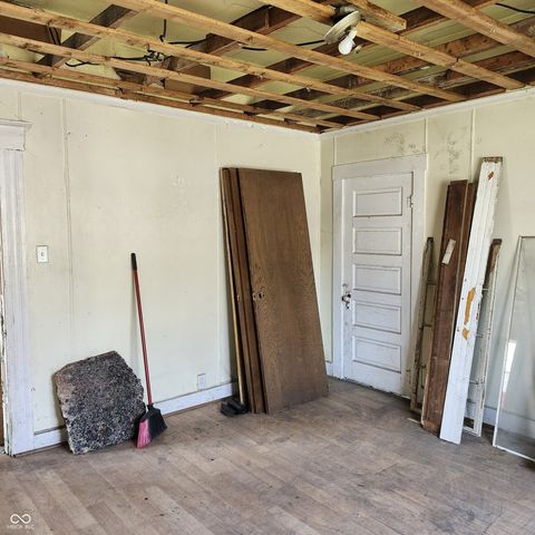 321 S Madison Avenue, Anderson, IN 46016