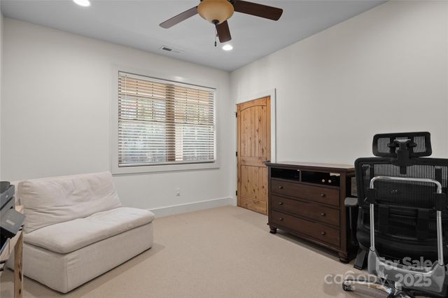 102 Wolf Shoals Drive, Hendersonville, NC 28739