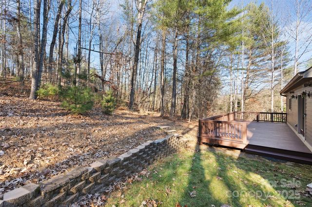 102 Wolf Shoals Drive, Hendersonville, NC 28739