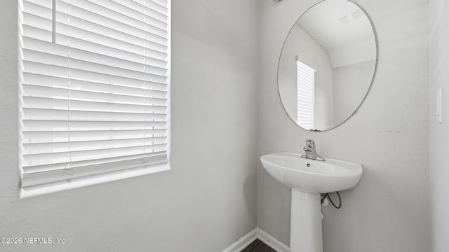 2029 CONSTITUTIONAL REPUBLIC Place, Jacksonville, FL 32221