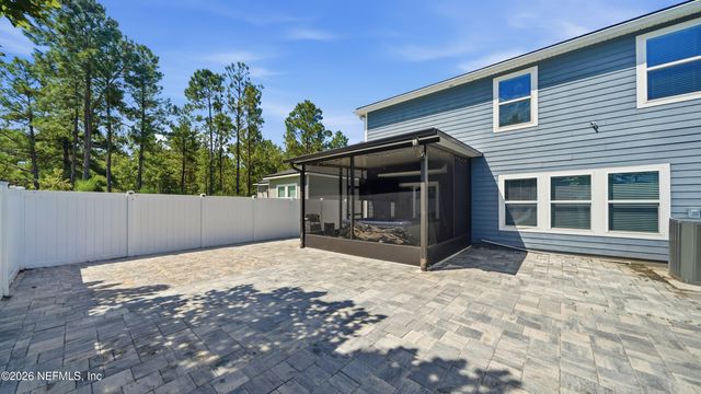 2029 CONSTITUTIONAL REPUBLIC Place, Jacksonville, FL 32221