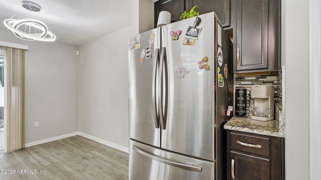 2029 CONSTITUTIONAL REPUBLIC Place, Jacksonville, FL 32221